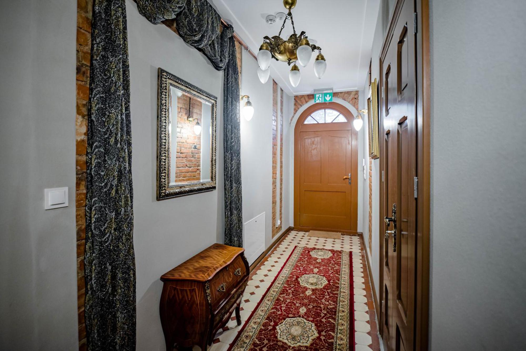 Villa Sophia Бискупиец Екстериор снимка